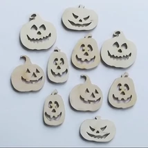 Halloween tök vegyes  5 féle 3 cm 1 db