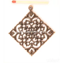 Áttört négyzet nagy