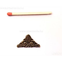 Sarok kicsi háromszög