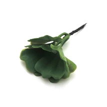 Selyemvirág ginko levelek