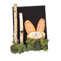 Nyuszis vászonkép fa rátétekkel