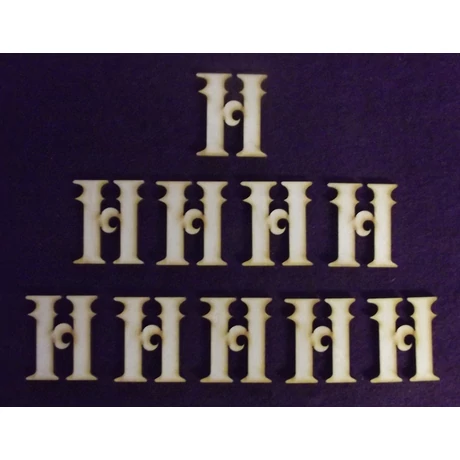Betű "H"15 mm magas, 3 mm vastag 1 db