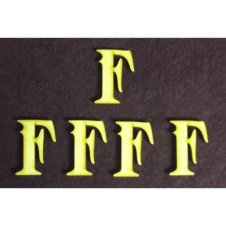 Betű "F" 45 mm magas, 3 mm vastag 1 db