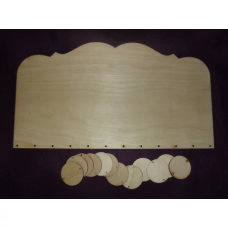 Családi naptár  350*195*6 mm 12 db falappal (40*40*30 mm)