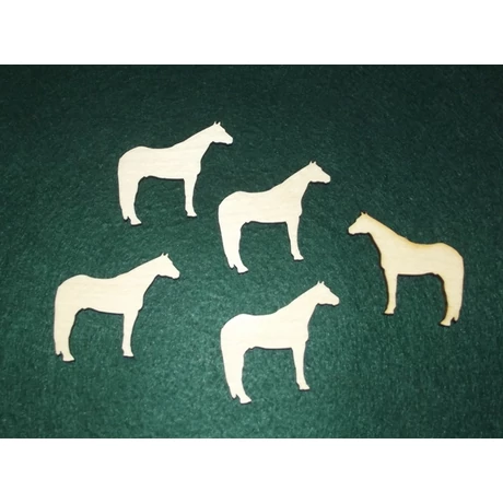 Ló 50*45*3 mm 1 db