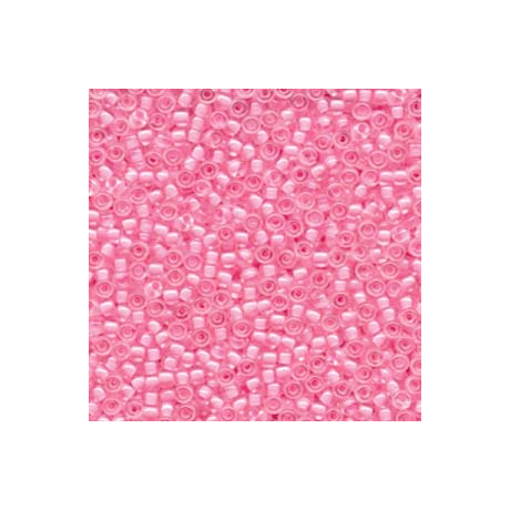 Miyuki kásagyöngy 8/0   8-9207  Pink közepű kristály  5g